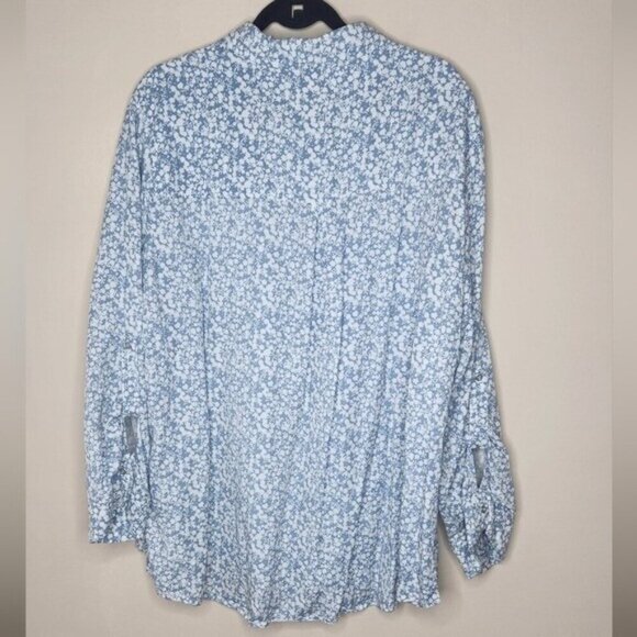 Molly & Isadora log sleeve button down floral plus size 3X lyocell top - Picture 4 of 6